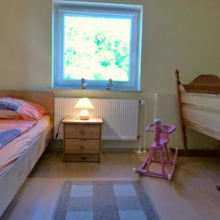 Detjens - In Ruhiger Lage Mit Terrasse Und Garten