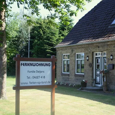Detjens - In Ruhiger Lage Mit Terrasse Und Garten Διαμέρισμα